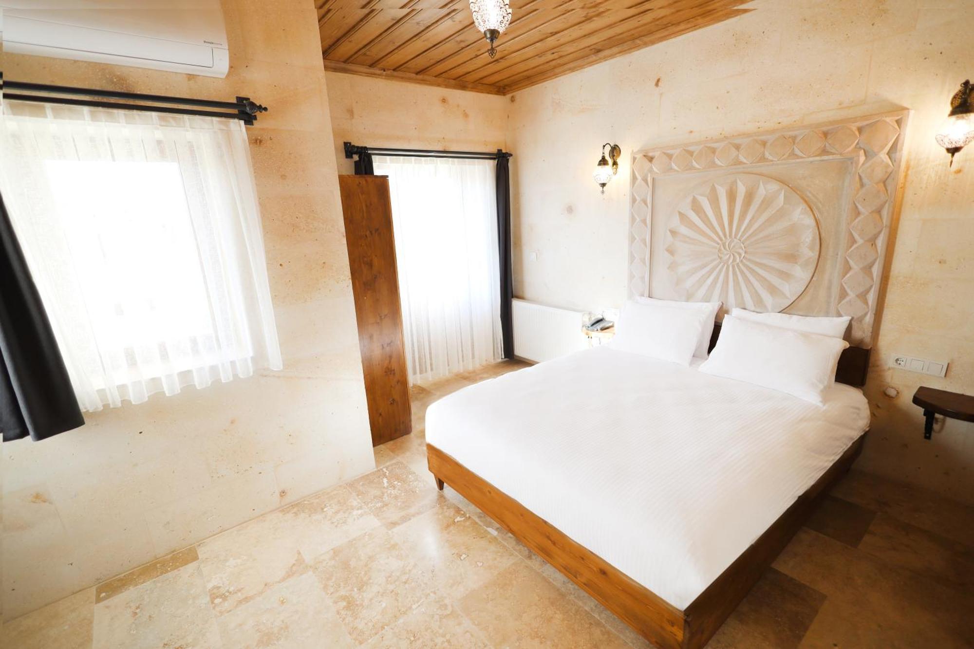 Rocca Stone House Hotel Goreme Exterior photo
