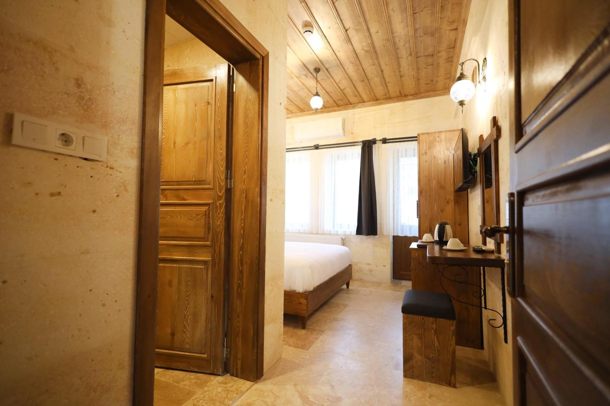 Rocca Stone House Hotel Goreme Exterior photo